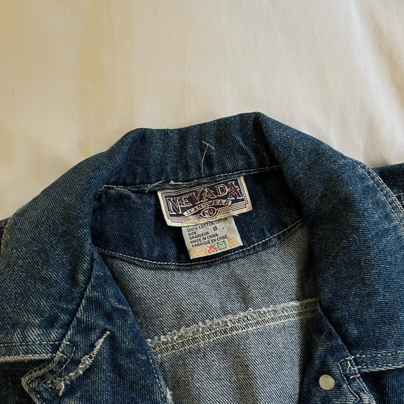 Real Jean Jacket with embroidery - Picture 3 of 3